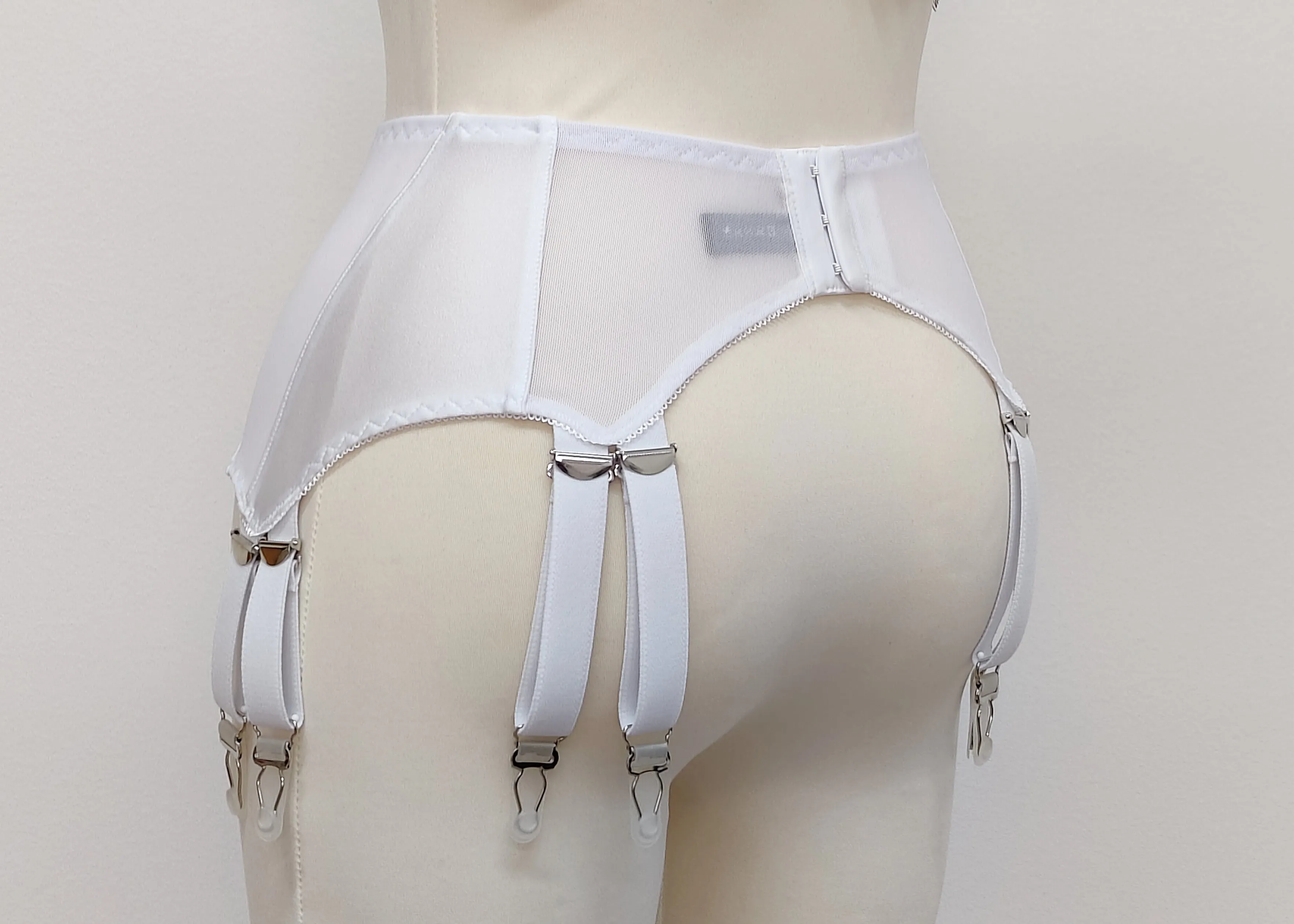 12 strap STELLA garter belt