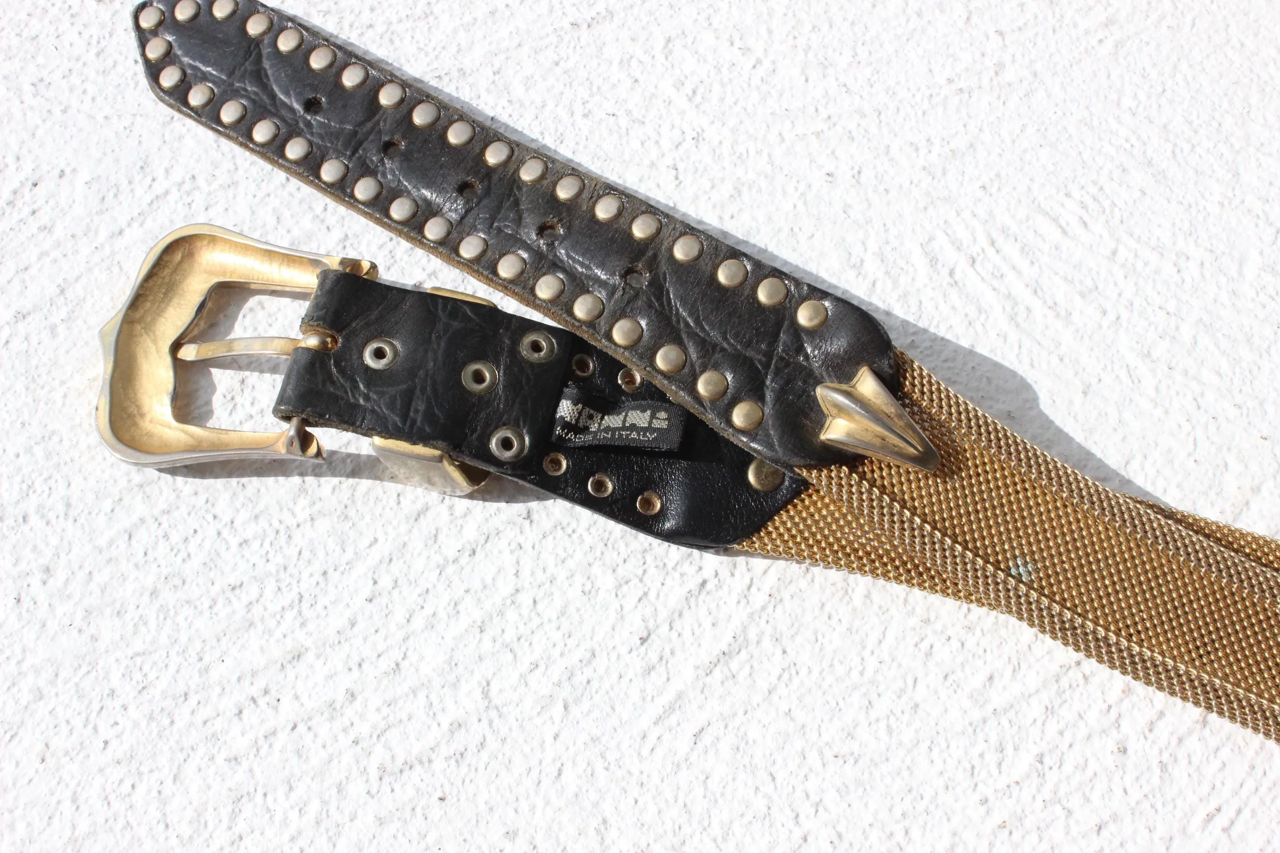 80s MANNI ITALY Gold Hardware & Black Leather Belt