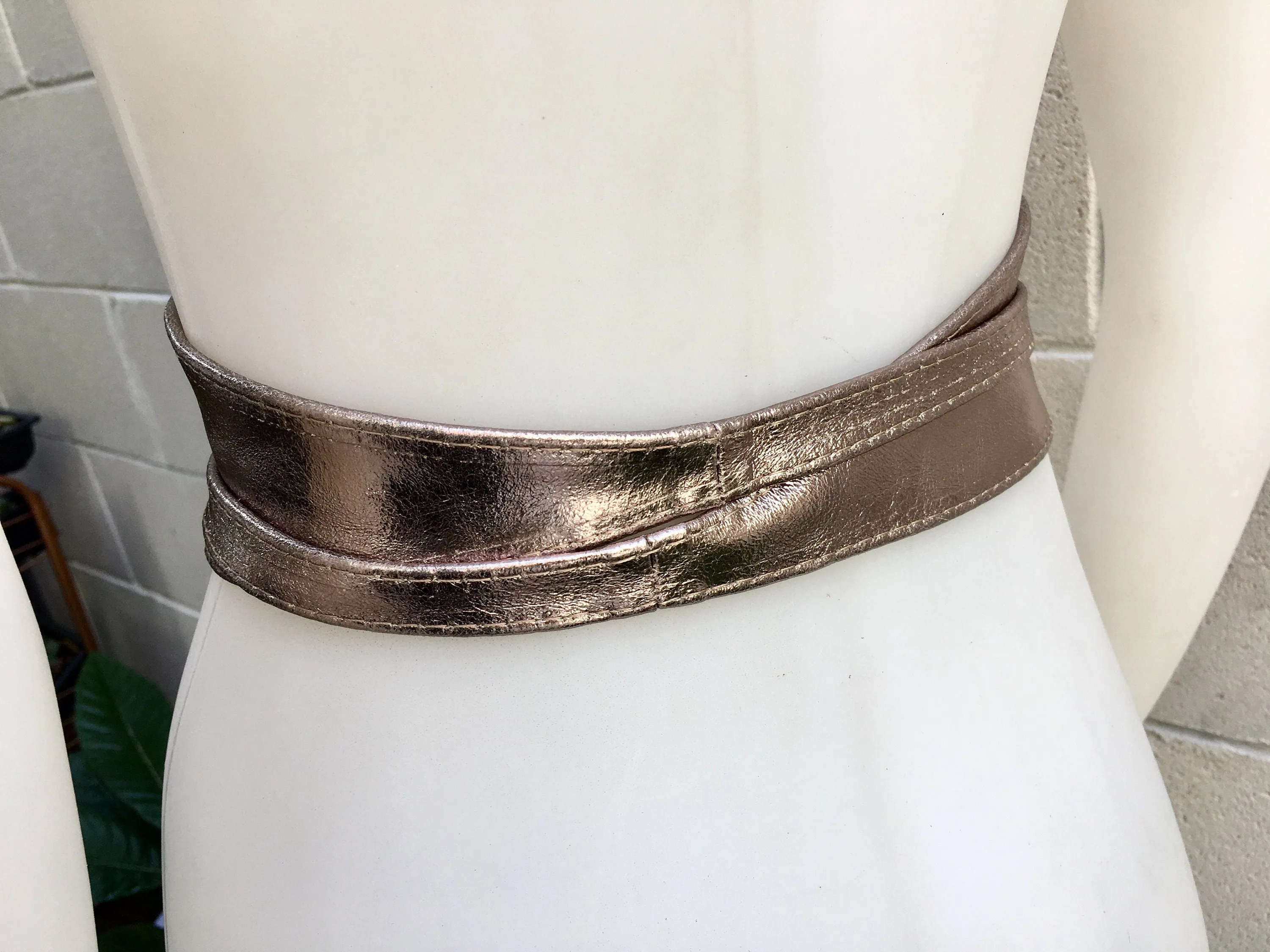 BRONZE OBI belt  in natural soft leather. Waist belt,wide  leather belt, metallic, wrap belt, boho sash, boho wraparound dark GOLD belt