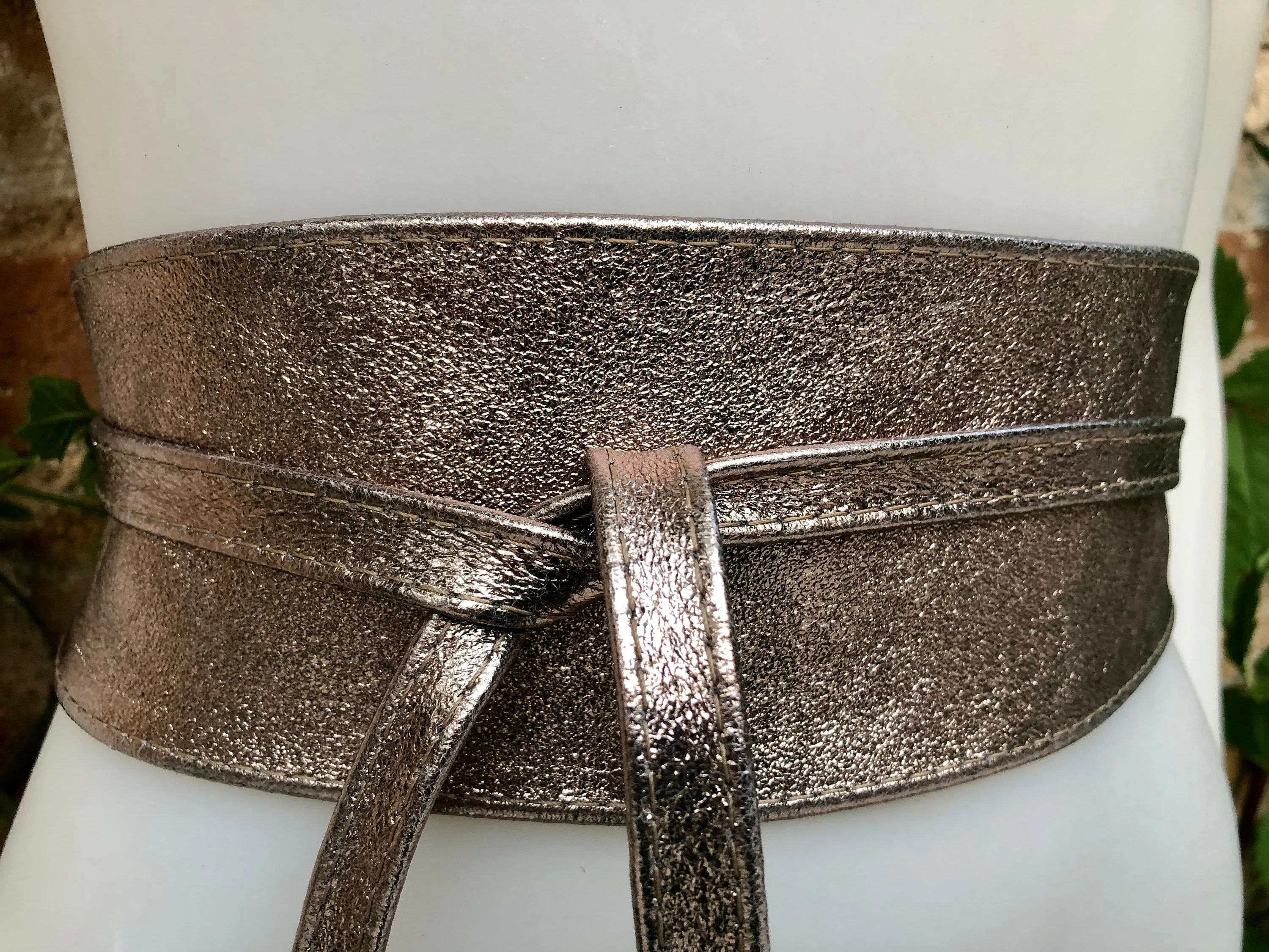 BRONZE OBI belt  in natural soft leather. Waist belt,wide  leather belt, metallic, wrap belt, boho sash, boho wraparound dark GOLD belt