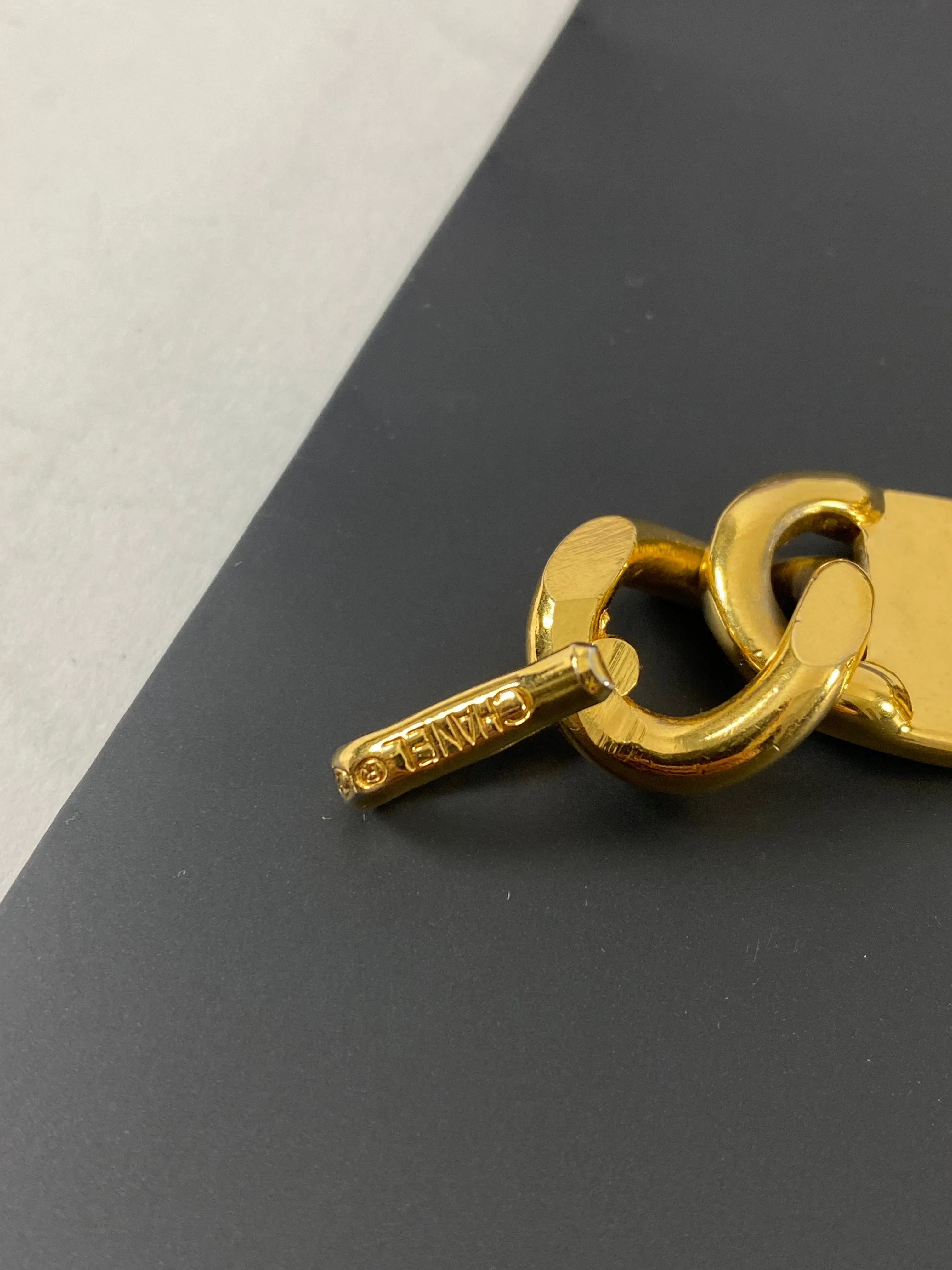 Chanel Vintage 1990’s Single Braided Medallion Chain Belt