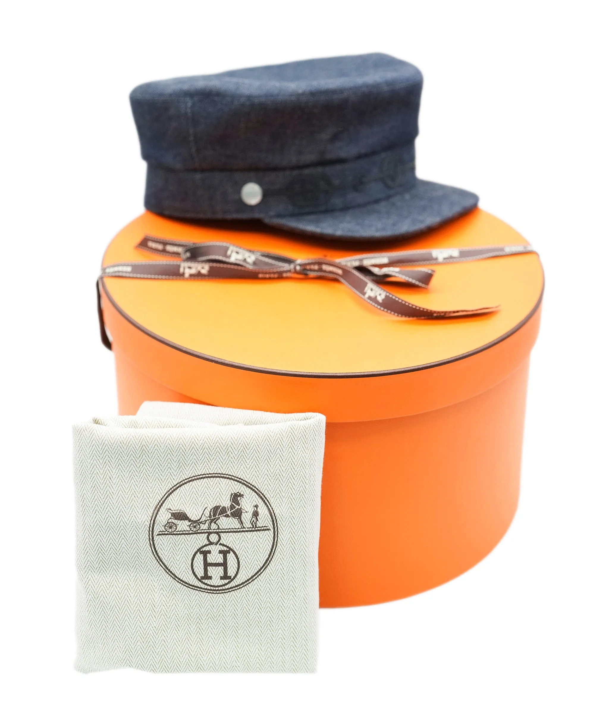 Hermes dark wash denim hat - AJC0763