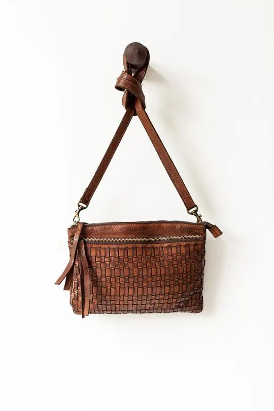 Juju & Co | Woven Crossbody | Black