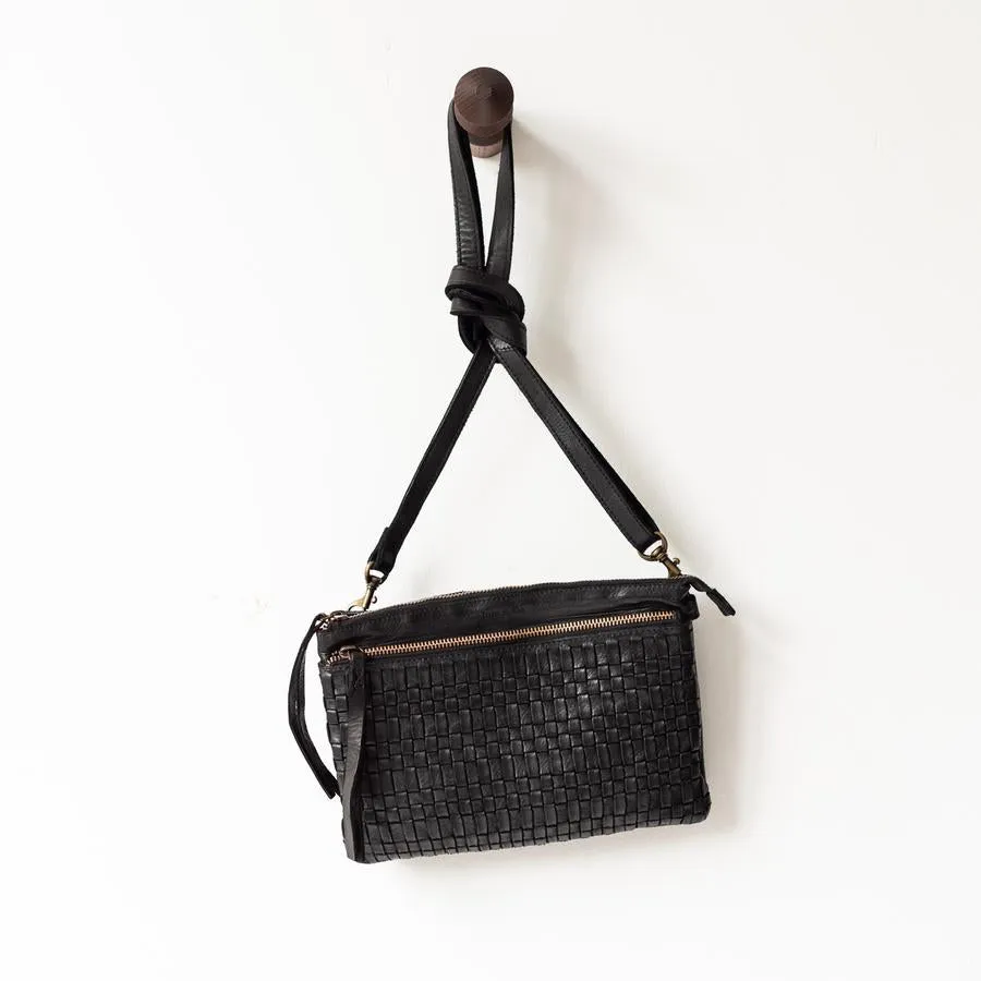 Juju & Co | Woven Crossbody | Black