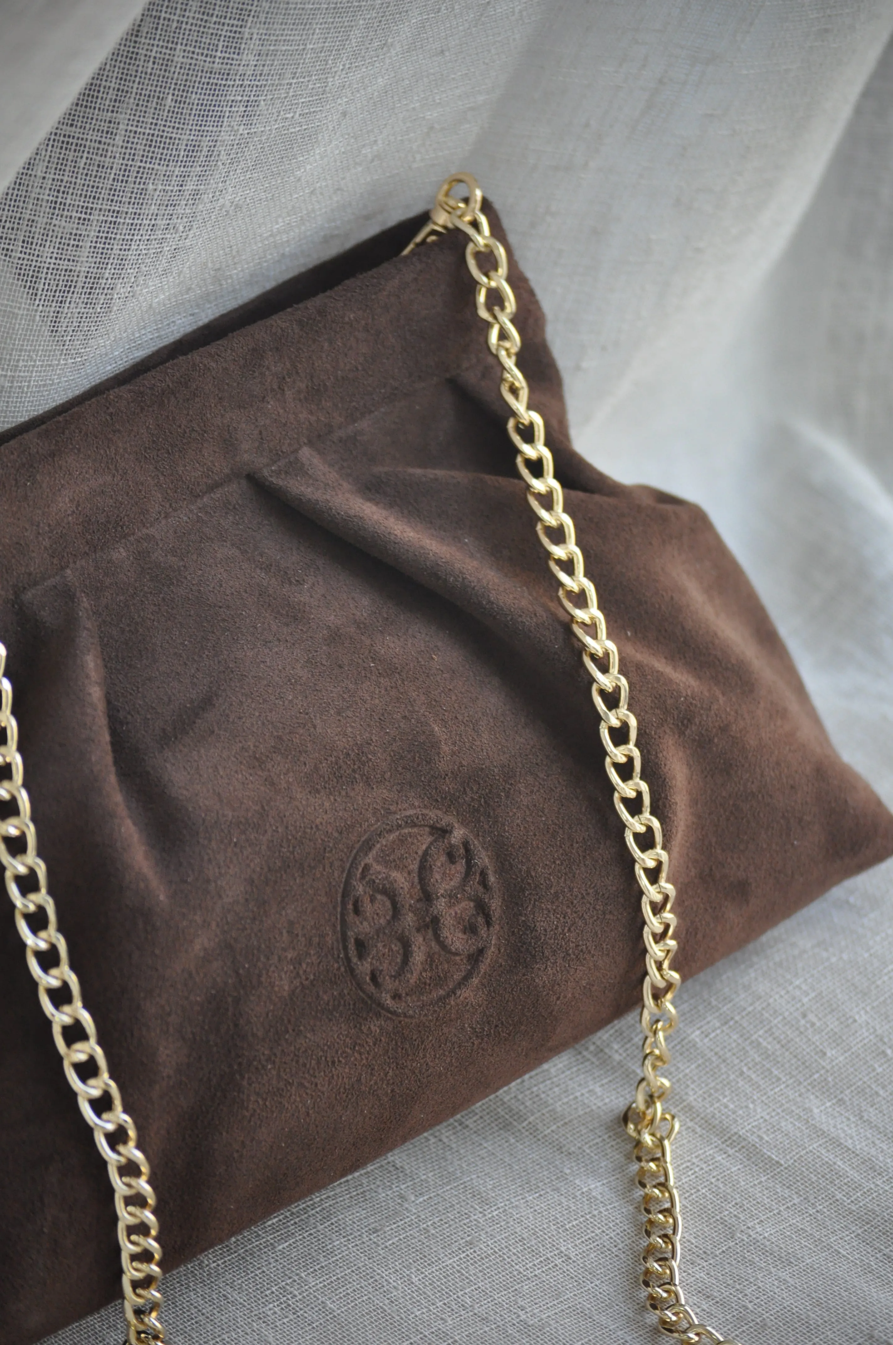 Kiss Leather  Pouch - Chocolate Suede