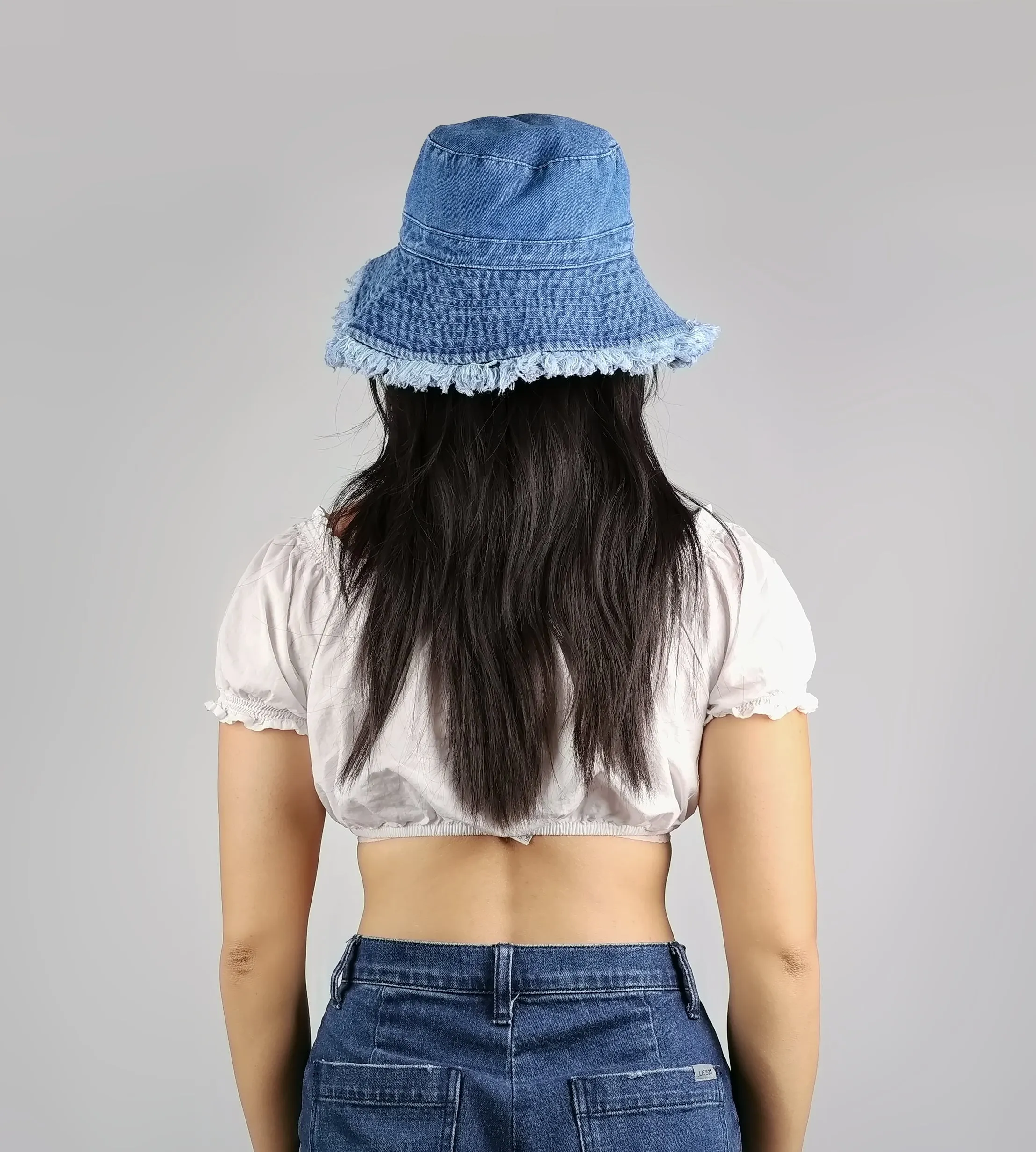 LONG BRIM DENIM BUCKET HAT