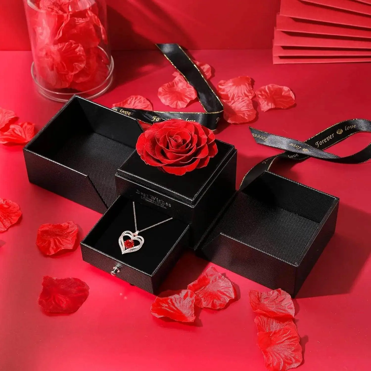 Luxurious Rose Gift Box Necklace