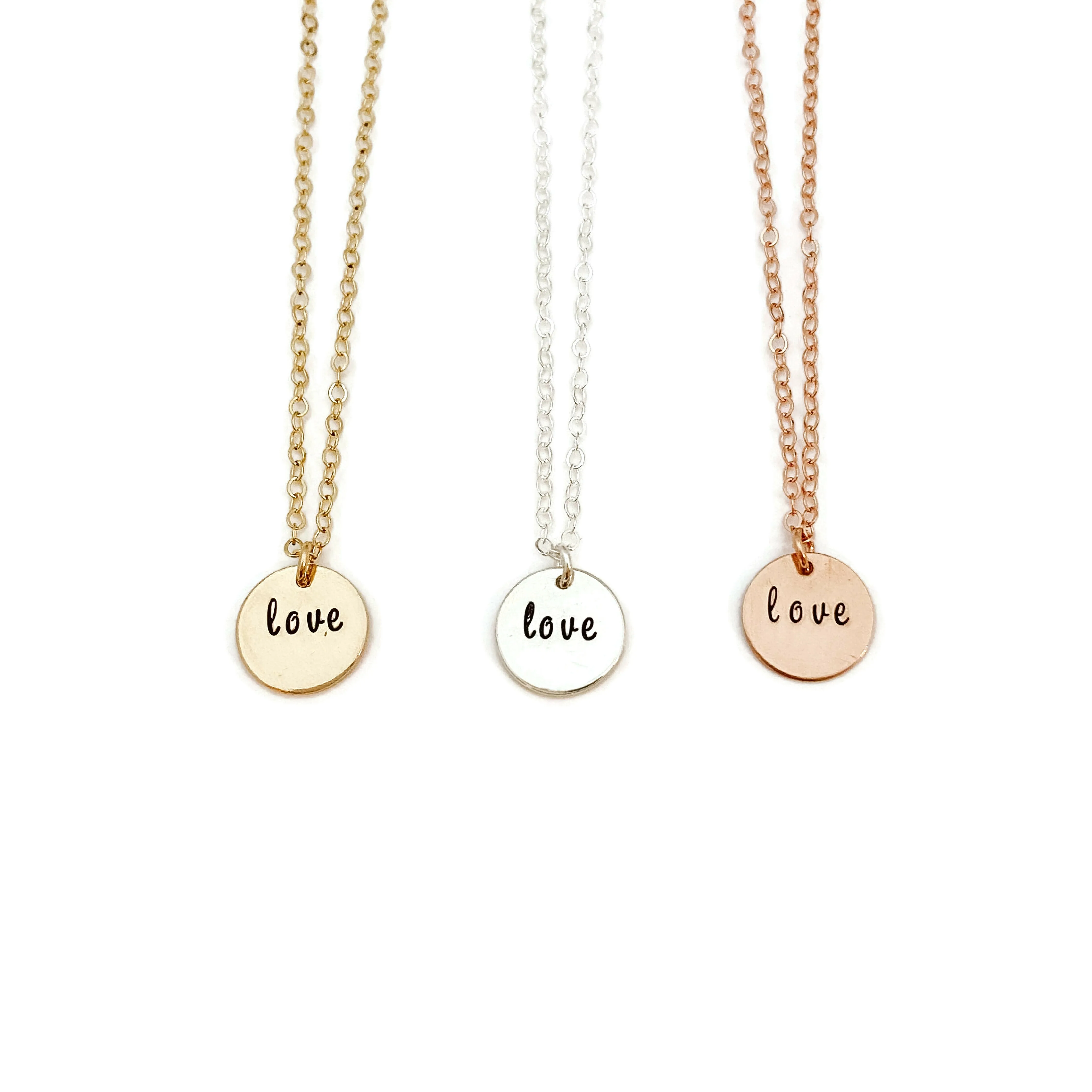 "love" Small Disc Necklace