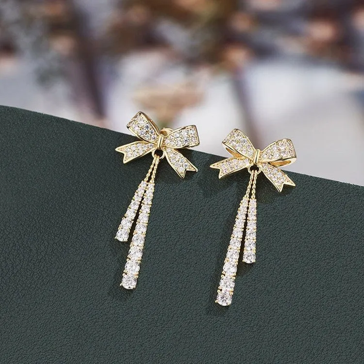 The Diamanté Tassel Earring