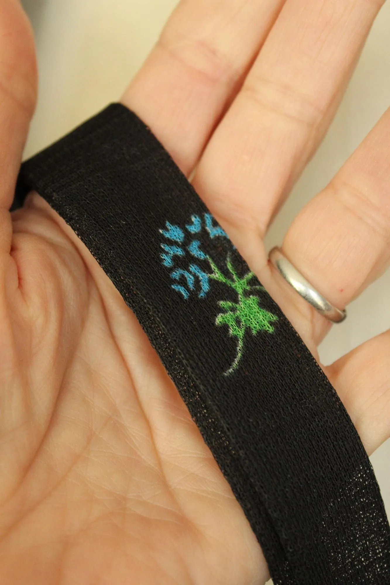 Vintage 1970s 1980s Tie Belt in Black with Blue Flowers