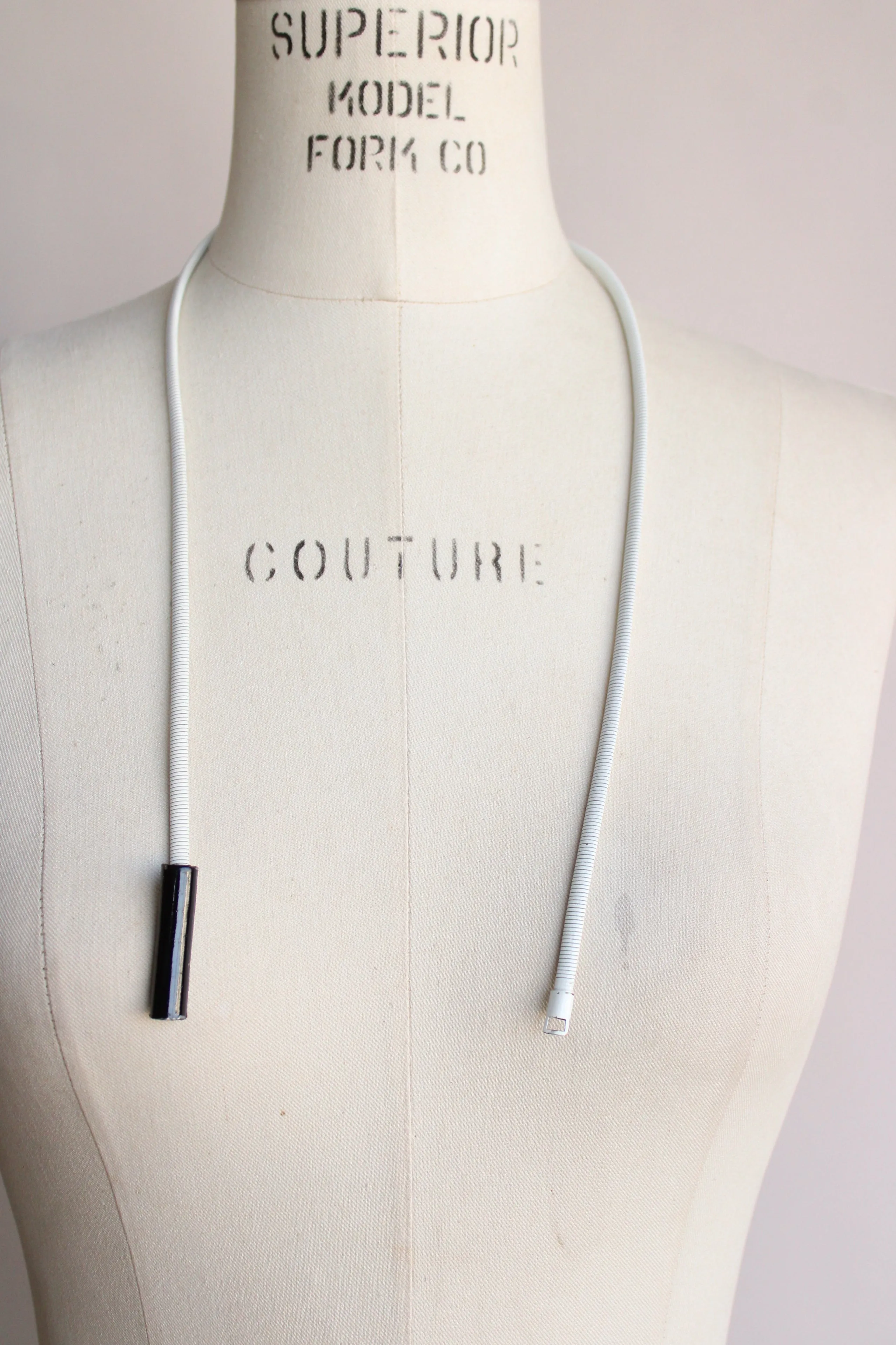 Vintage 1970s White Metal Skinny Belt