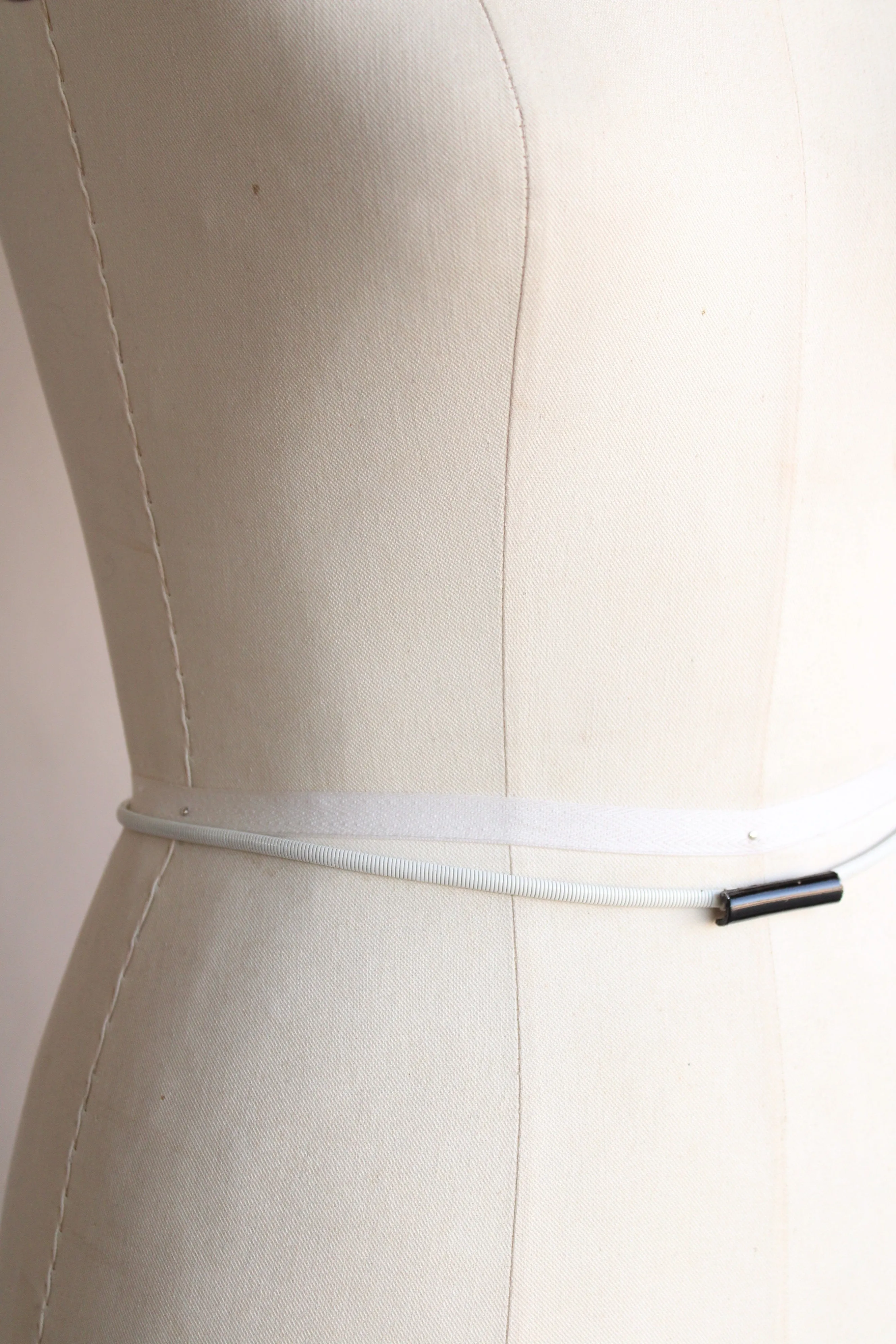 Vintage 1970s White Metal Skinny Belt