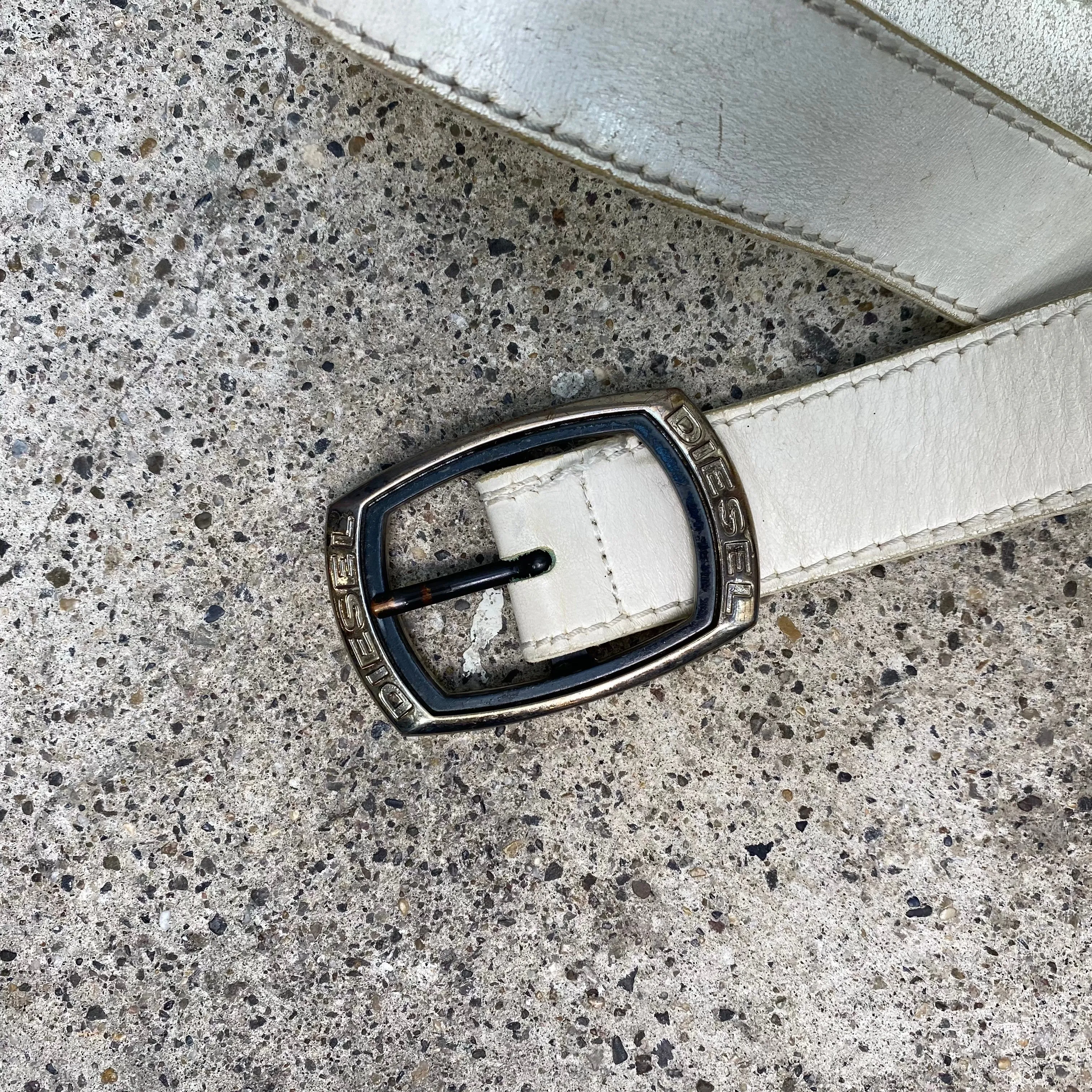 Vintage 90's Archive Diesel White Belt with Silver Square Buckle Detail