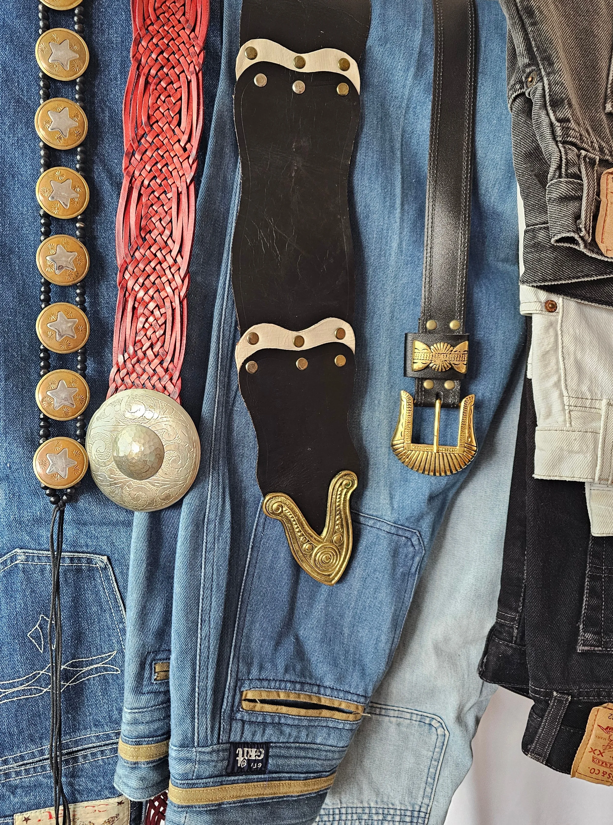 Vintage Avant Garde Wide Leather Belt