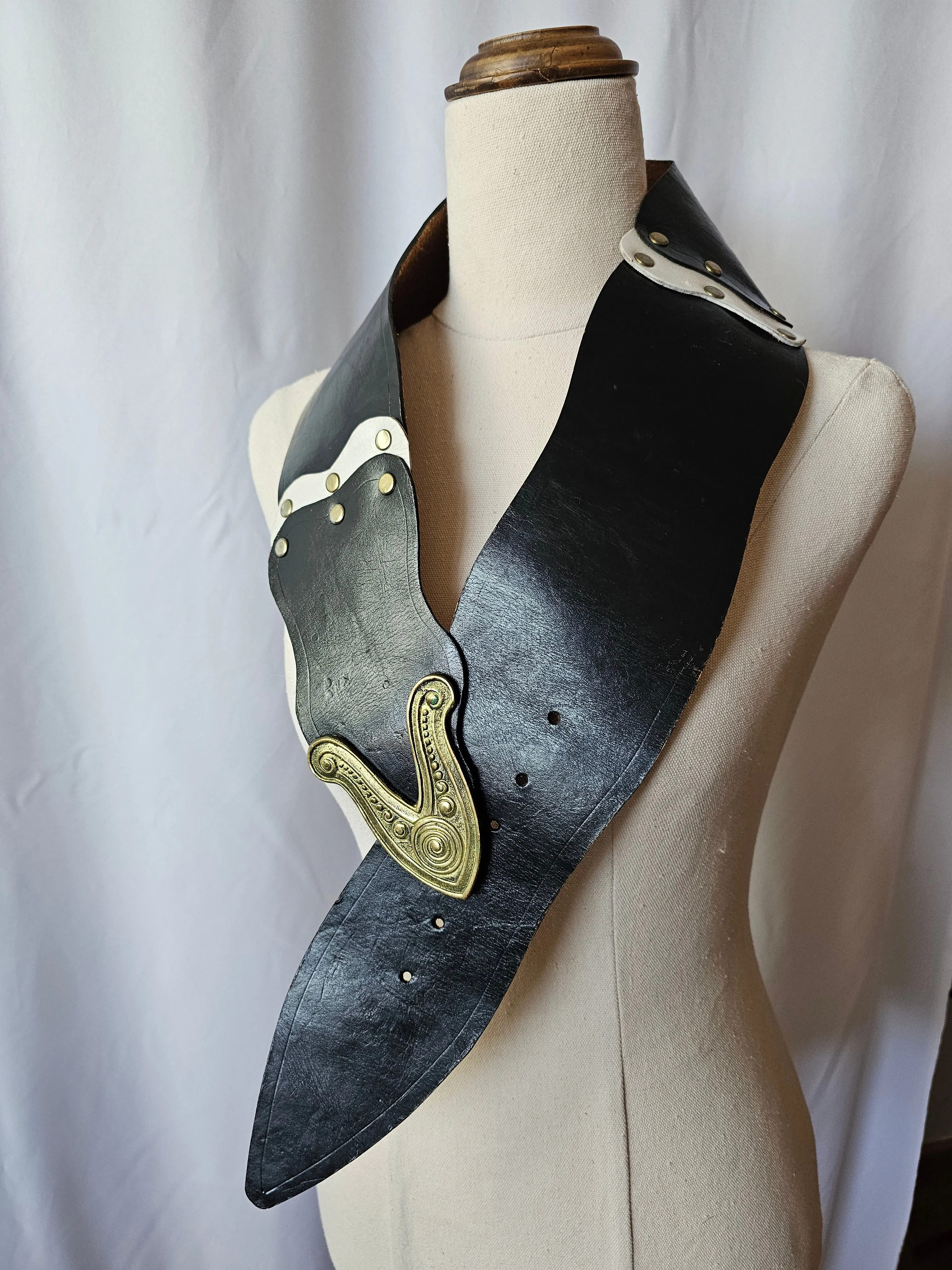 Vintage Avant Garde Wide Leather Belt