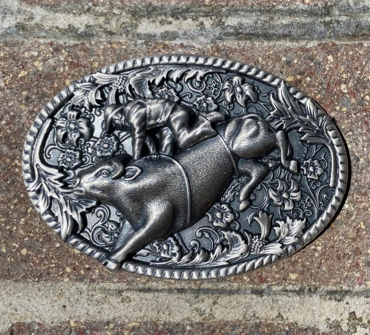 Vintage Western Cowboy Rodeo Belt Buckle